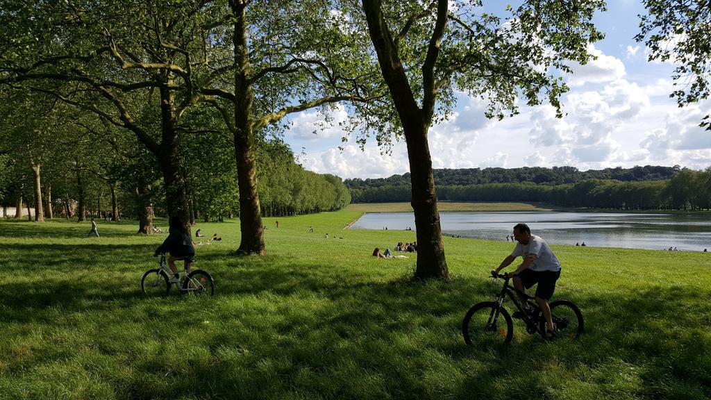 Les Carres Lägenhet Versailles Exteriör bild
